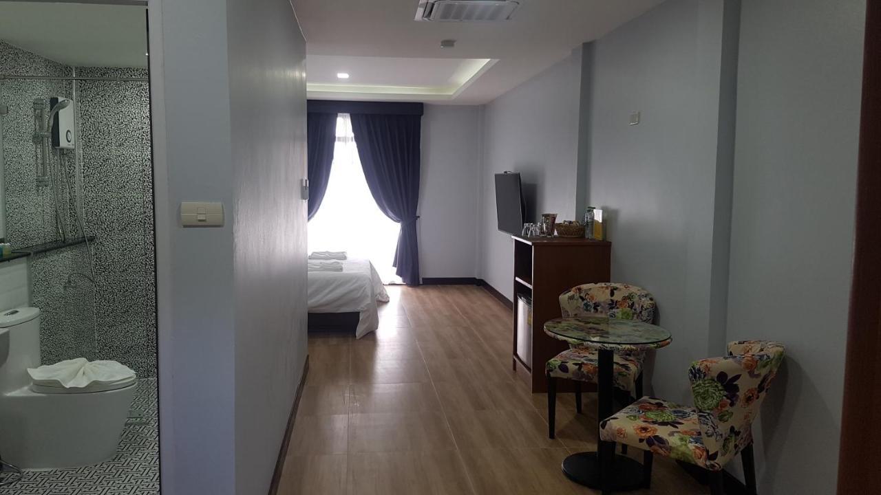 La Capannina Hotel Patong Extérieur photo
