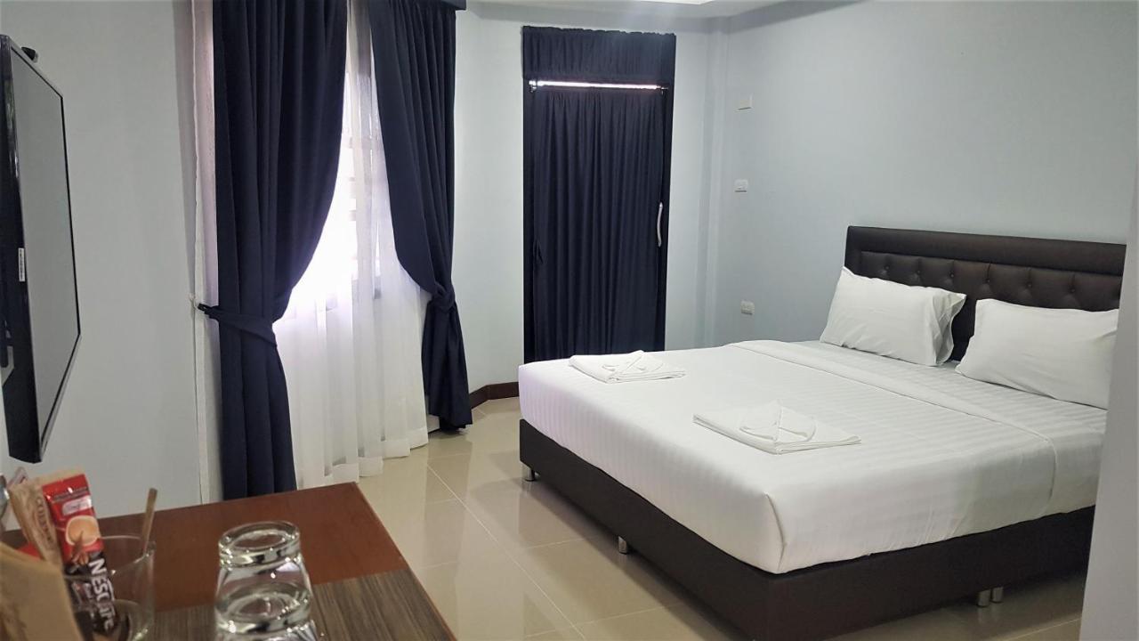 La Capannina Hotel Patong Extérieur photo
